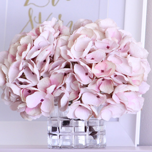 bouquet hortensias roses