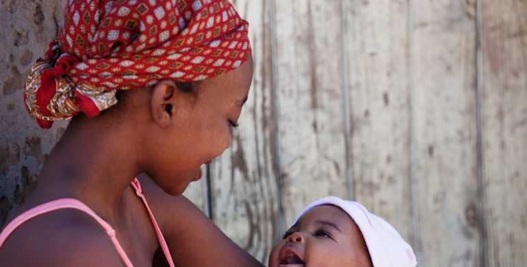 femme africaine enfant 