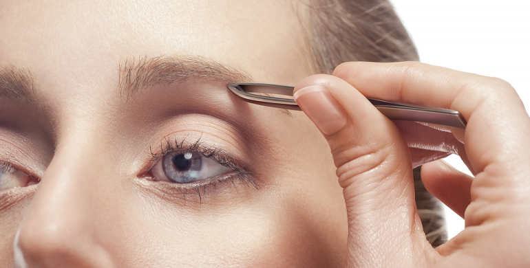 L'épilation des sourcils