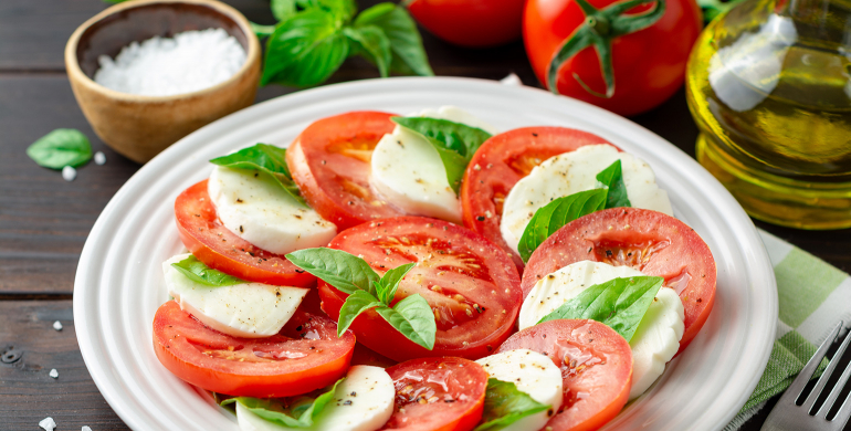 salade tomate mozarella basilic caprese