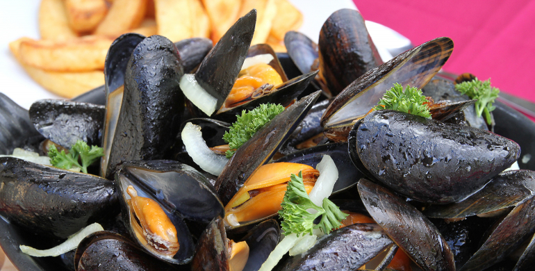 Moules marinières avec frites