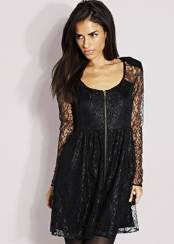 Robe manches longues en dentelle fine, Asos