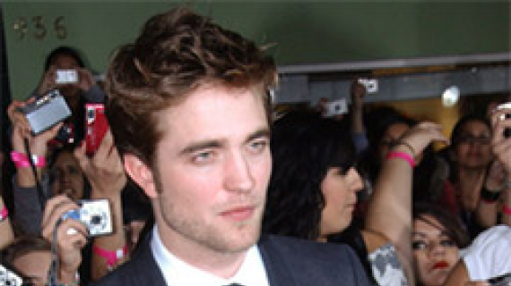 Robert Pattinson