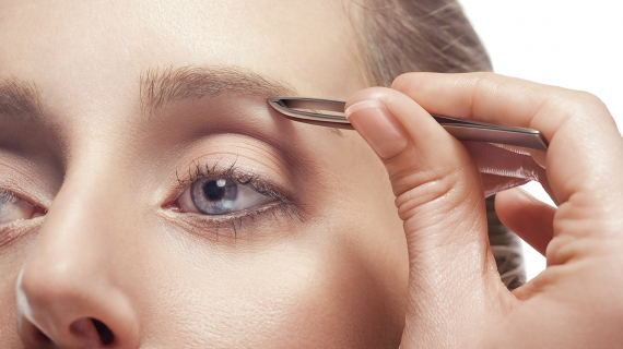 L'épilation des sourcils