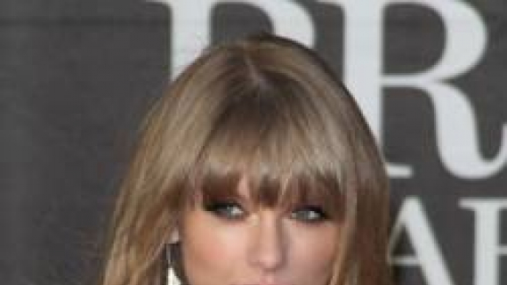 Taylor Swift : BRIT Awards 2013