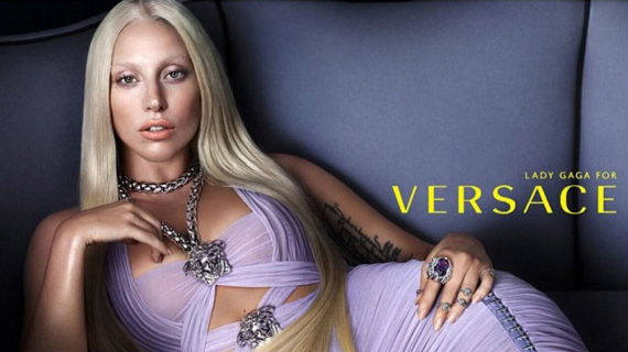 lady gaga egerie versace