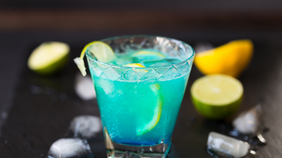 cocktail blue lagoon