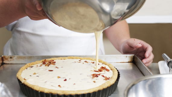 Versez les oeufs quiche lorraine