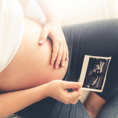 femme enceinte echographie